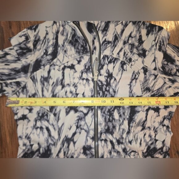 Lululemon Forme Jacket Great Granite Black Mojave Tan Size 10 - Picture 7 of 8